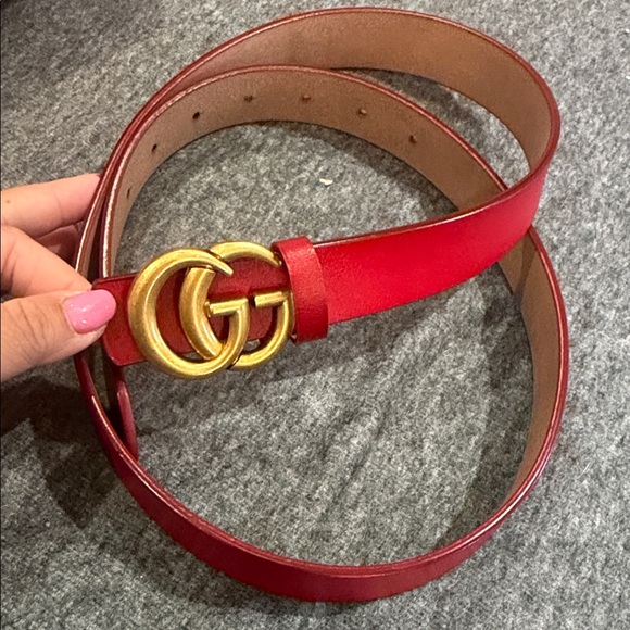 Red Belt with Golden Buckle - brand new - Picture 3 of 5